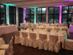 Ambientebeleuchtung Lila Türkis auf einer Hochzeit mit DJ Falko aus Hannover im Landhaus Am See Garbsen Berenbostel